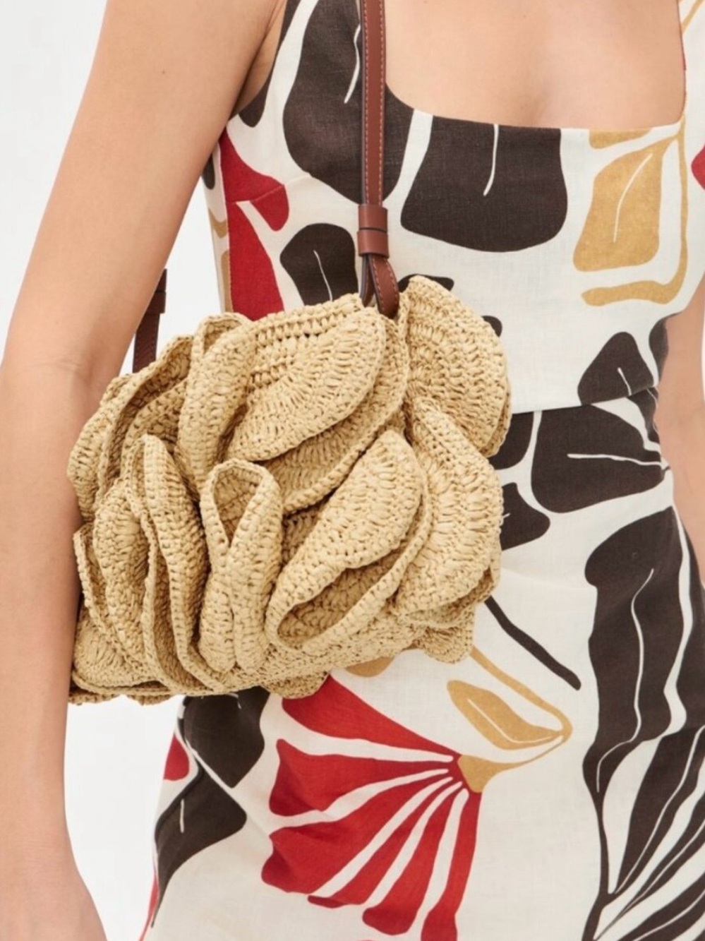 BRAND NEW FARM Rio Flower Raffia Shoulder Bag, NWT - Picture 2 of 8